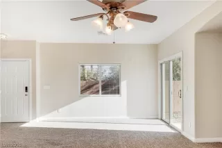 Photo #4: 2109417 Listing