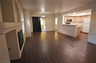 Photo #1: 2109454 Listing