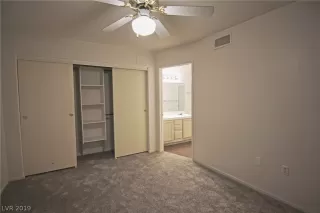Photo #5: 2109454 Listing