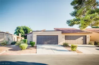 Photo #1: 2109463 Listing