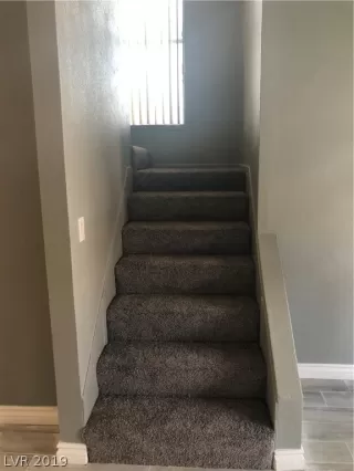 Photo #6: 2109480 Listing 