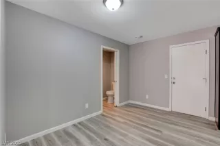 Photo #6: 2109492 Listing 