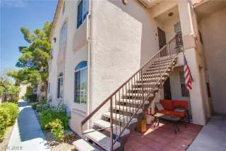 Photo #1: 2109515 Listing