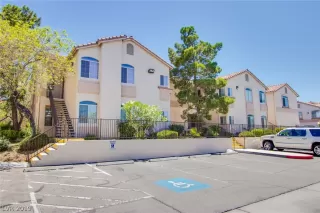 Photo #3: 2109515 Listing