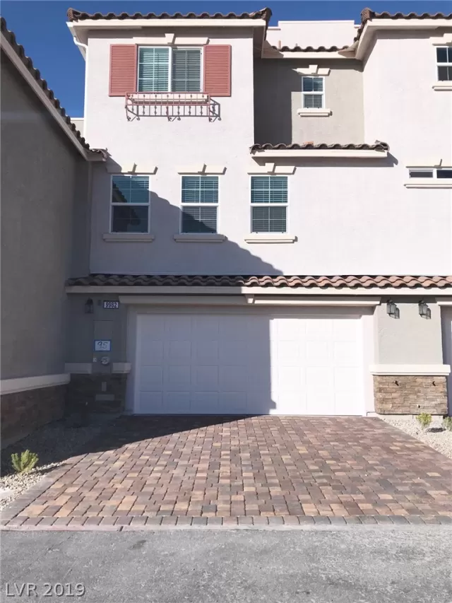 MLS: 2109525 Condo For Sale