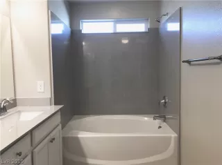 Photo #2: 2109525 Listing 