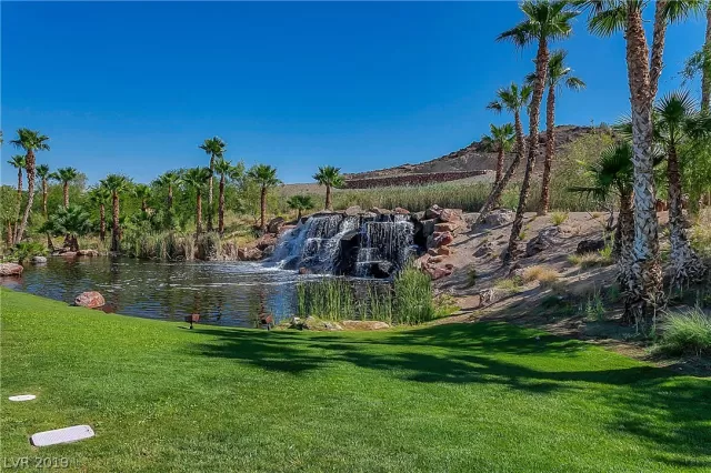 MLS: 2109558 Condo For Sale