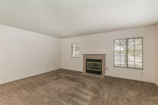 Photo #1: 2109589 Listing