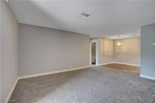 Photo #1: 2109657 Listing