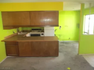 Photo #4: 2109730 Listing 