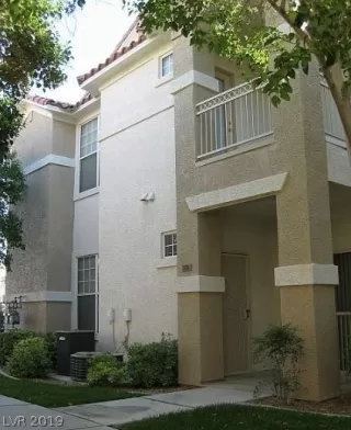 Photo #1: 2109732 Listing 