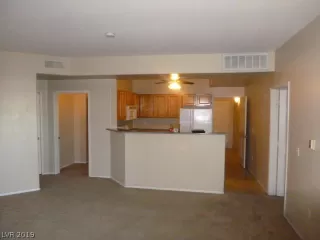 Photo #3: 2109732 Listing 