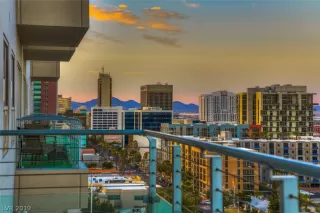 Photo #2: 2109744 Listing