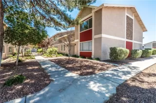 Photo #1: 2109790 Listing