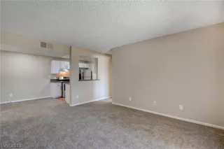 Photo #1: 2109823 Listing