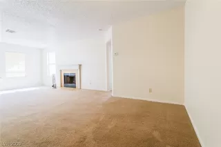 Photo #1: 2109868 Listing 