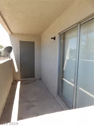 Photo #3: 2109899 Listing