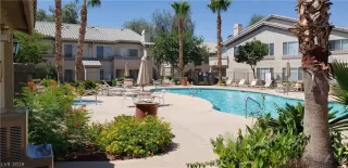 Photo #5: 2109968 Listing