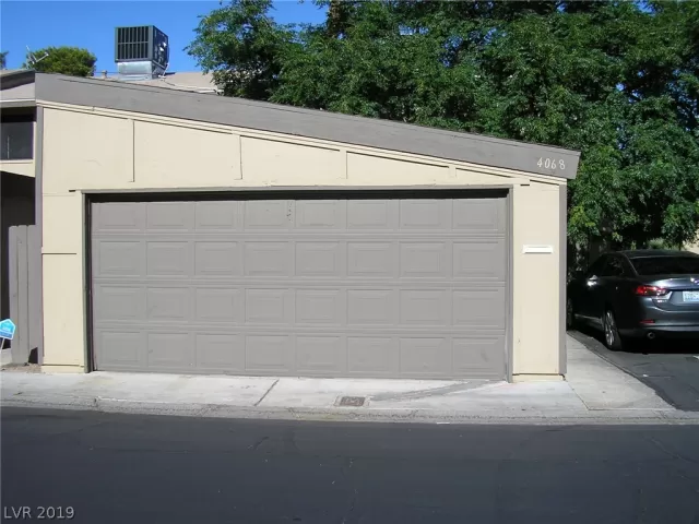 MLS: 2109982 Condo For Sale