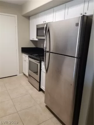 Photo #6: 2110037 Listing 