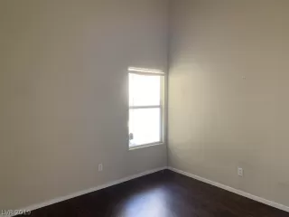 Photo #2: 2110075 Listing 