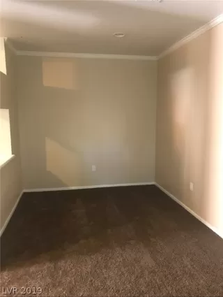 Photo #5: 2110081 Listing 