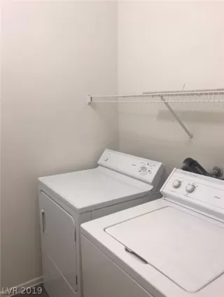 Photo #6: 2110081 Listing 