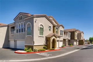 Photo #1: 2110126 Listing