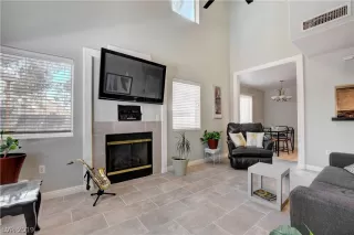 Photo #6: 2110168 Listing 