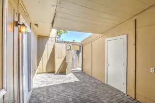 Photo #3: 2110172 Listing 