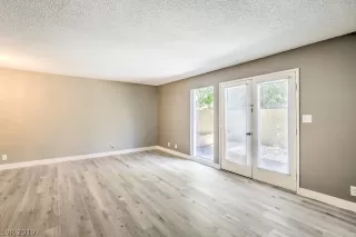 Photo #4: 2110172 Listing 