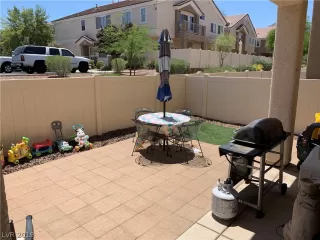 Photo #1: 2110194 Listing