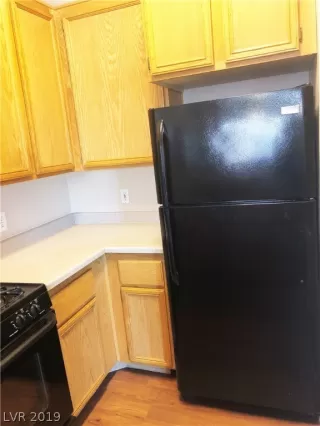 Photo #5: 2110214 Listing 