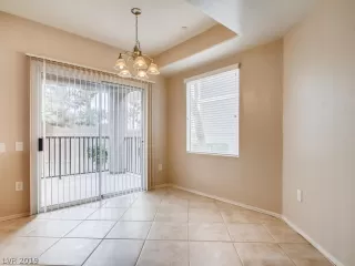 Photo #6: 2110255 Listing