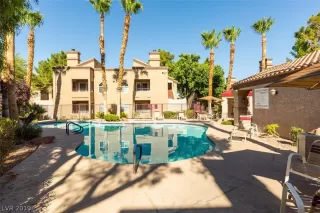 Photo #1: 2110266 Listing 