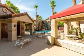 Photo #3: 2110266 Listing 