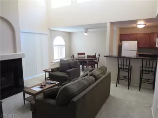 Photo #4: 2110266 Listing 