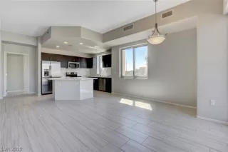 Photo #6: 2110280 Listing 