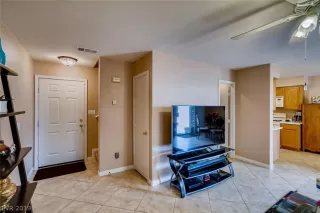 Photo #5: 2110298 Listing 