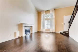 Photo #5: 2110428 Listing 