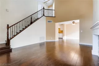 Photo #6: 2110428 Listing 