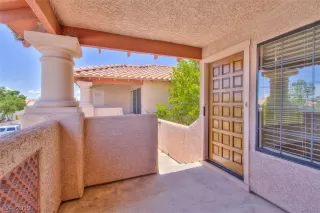 Photo #2: 2110442 Listing