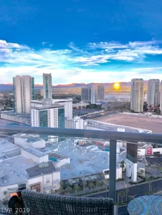 Photo #2: 2110508 Listing