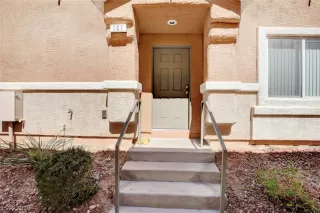 Photo #1: 2110532 Listing