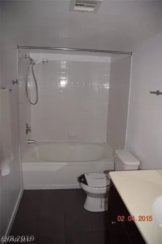 Photo #6: 2110607 Listing