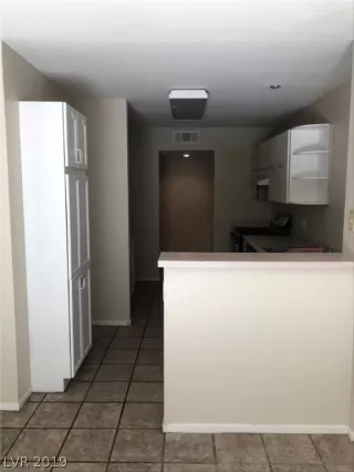 Photo #5: 2110673 Listing 