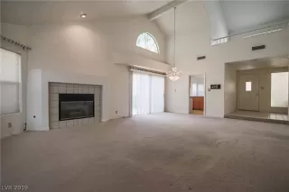 Photo #4: 2110771 Listing 