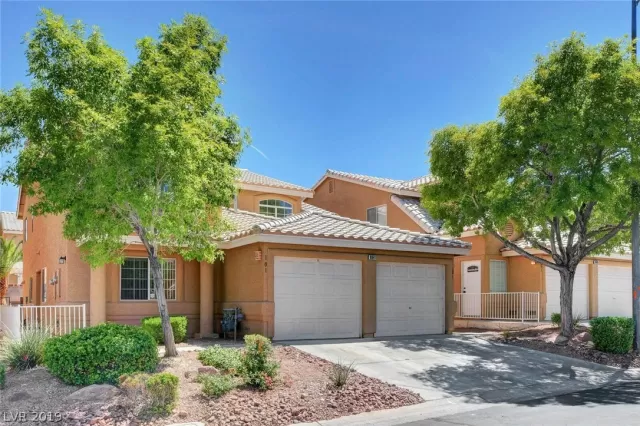 MLS: 2110800 Condo For Sale