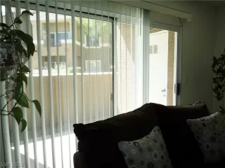 Photo #2: 2110811 Listing