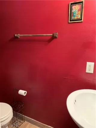 Photo #6: 2110842 Listing